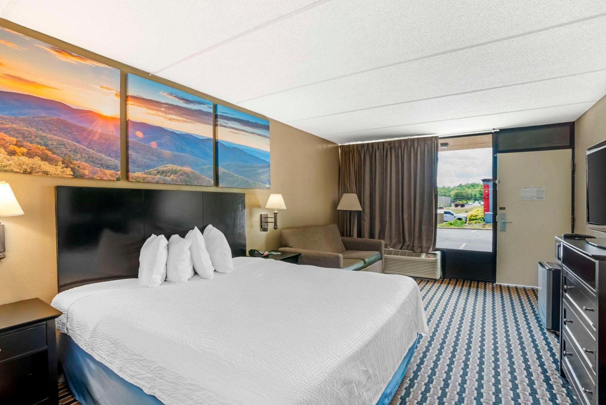Quality Inn Near Speedway Wilkesboro Buitenkant foto